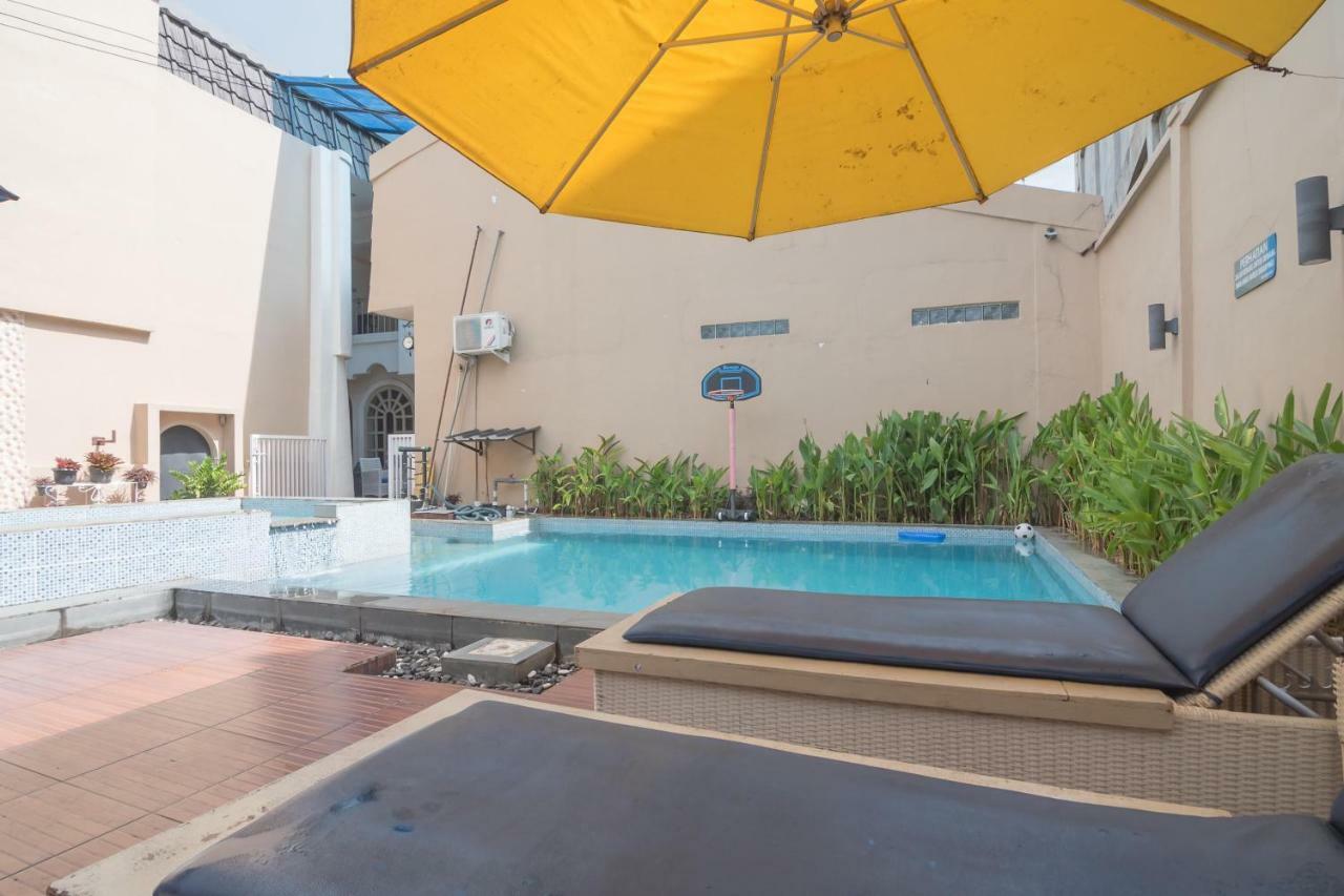 Reddoorz @ Tanjung Karang Lampung Hotell Bandar Lampung Eksteriør bilde