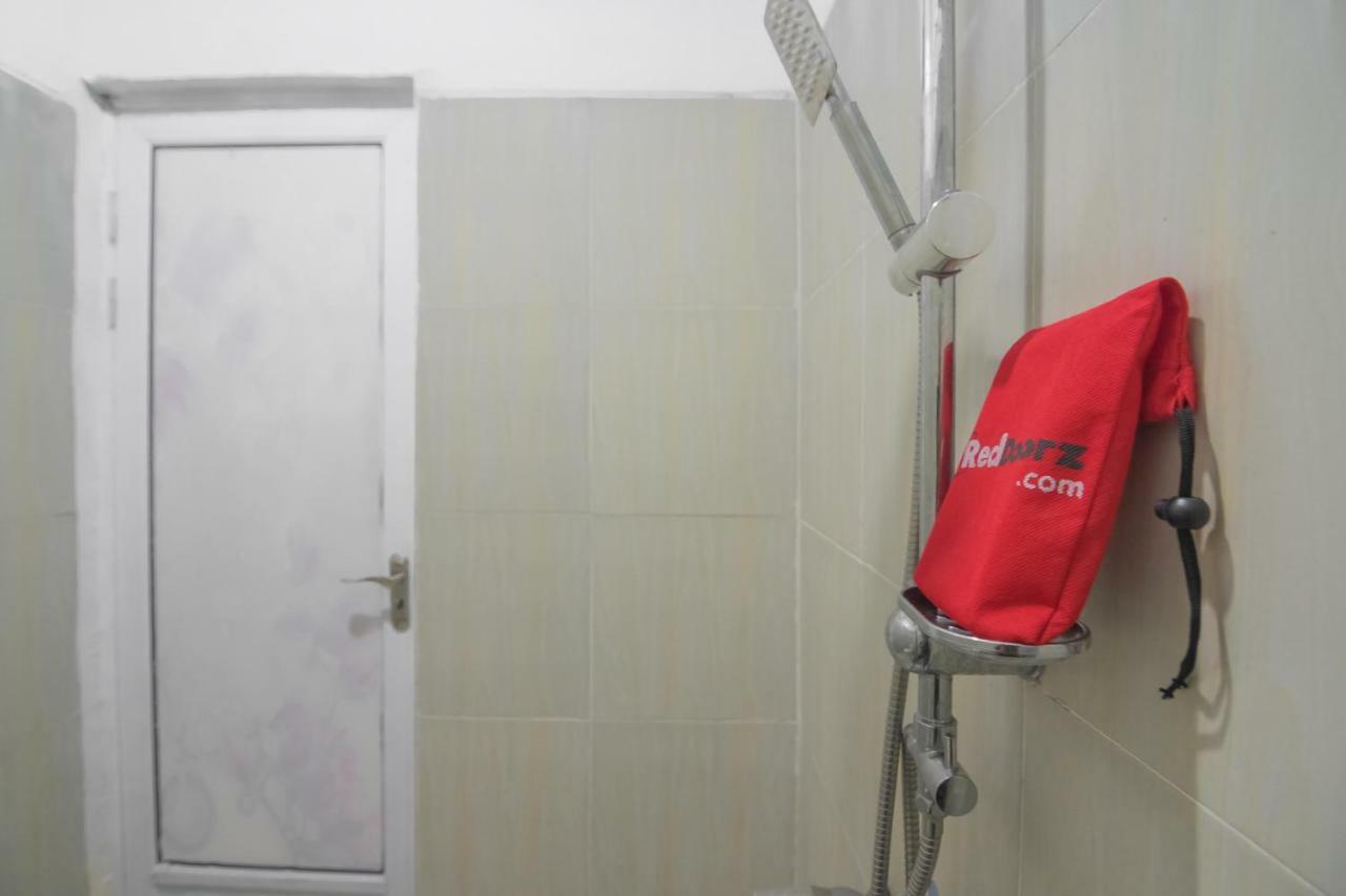 Reddoorz @ Tanjung Karang Lampung Hotell Bandar Lampung Eksteriør bilde