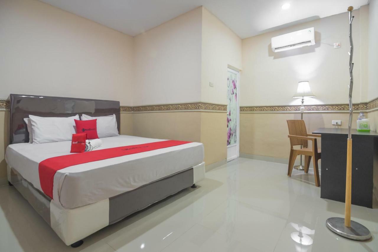 Reddoorz @ Tanjung Karang Lampung Hotell Bandar Lampung Eksteriør bilde